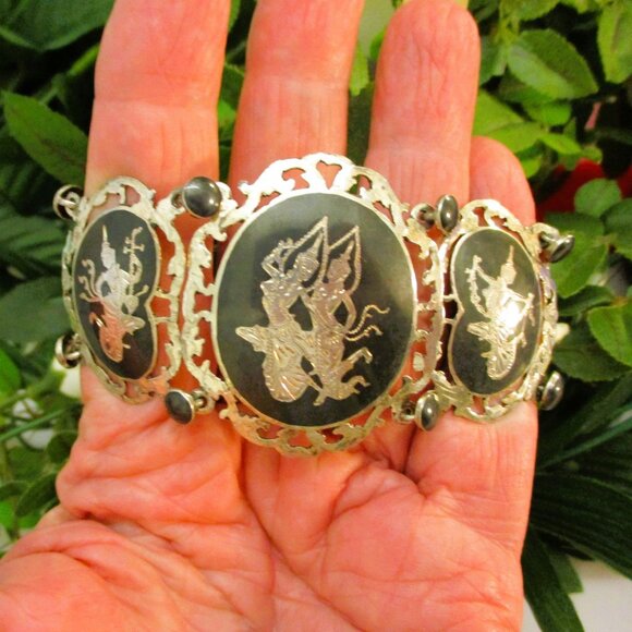 Vintage SIAM STERLING Nielloware Bracelet: Thai Deity Panel Link Bracelet - Picture 2 of 15